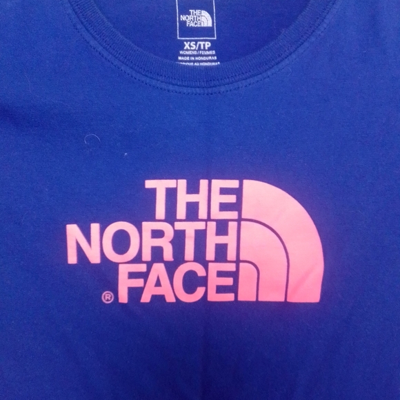 The north face logo graphic tee women's XS - Picture 3 of 3